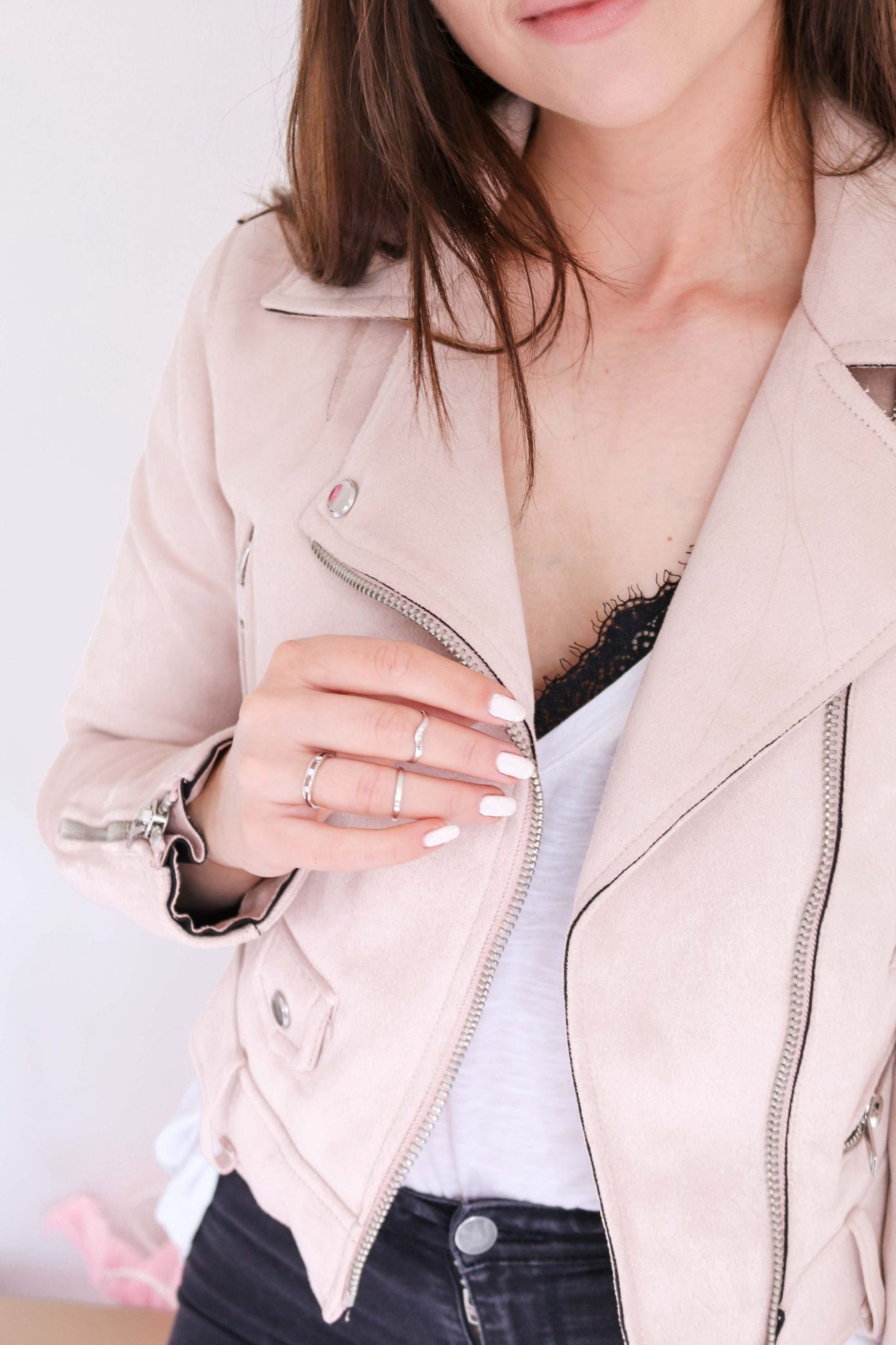 do you need new clothes to be a successful blogger, blogging, blogger, zara pink jacket, dizzybrunette3, pink biker jacket, blogging advice
