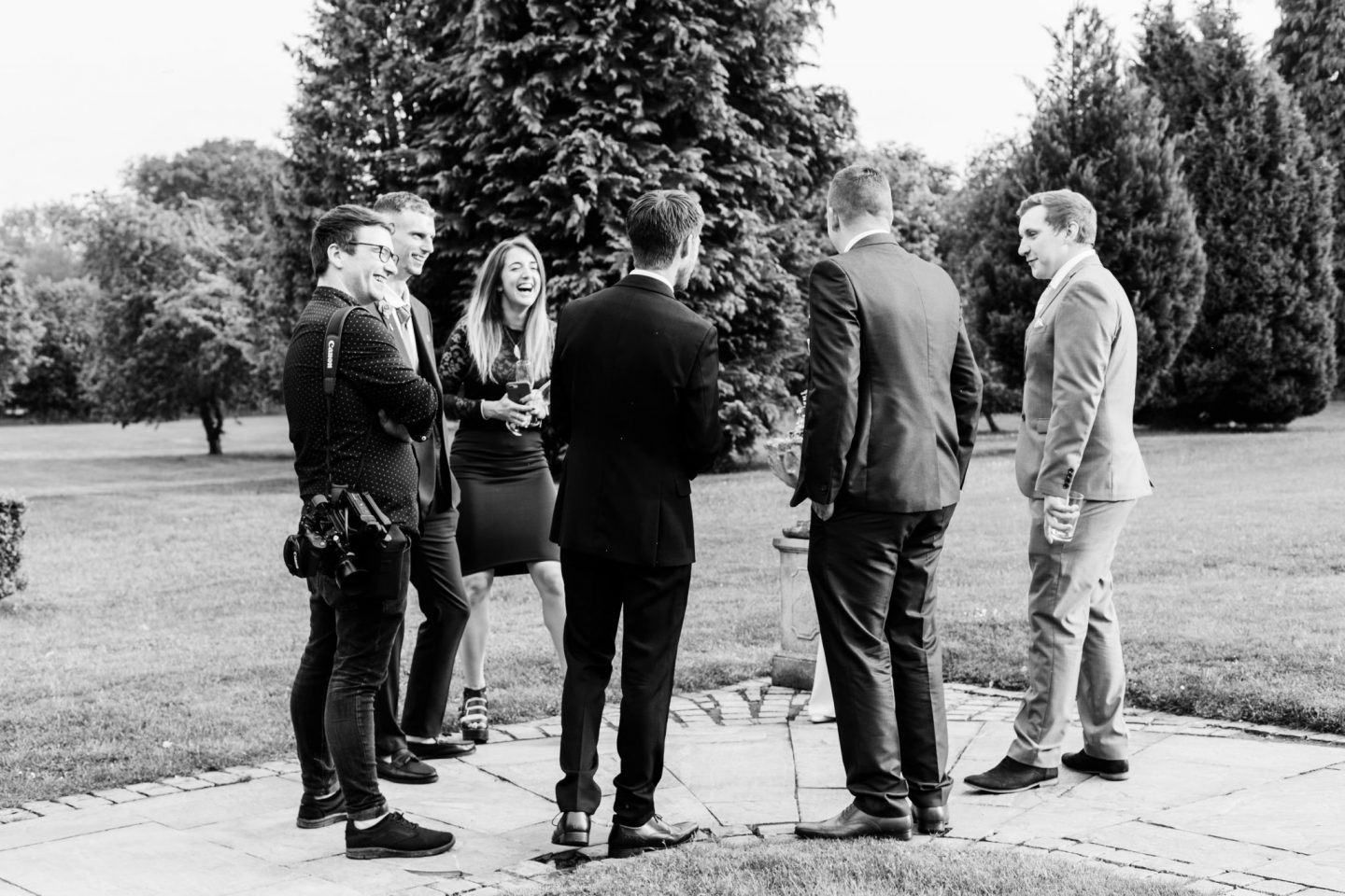 wedding, wedding guests, wedding planning, how to make sure your guests have a good time, wedding guests, wedding day, emma pilkington, dizzybrunette3 wedding