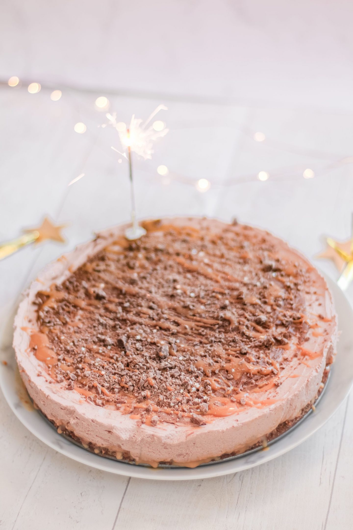 chocolate caramel cheesecake recipe, cheesecake recipe, caramel cheesecake, christmas cheesecake, pudding recipes, 