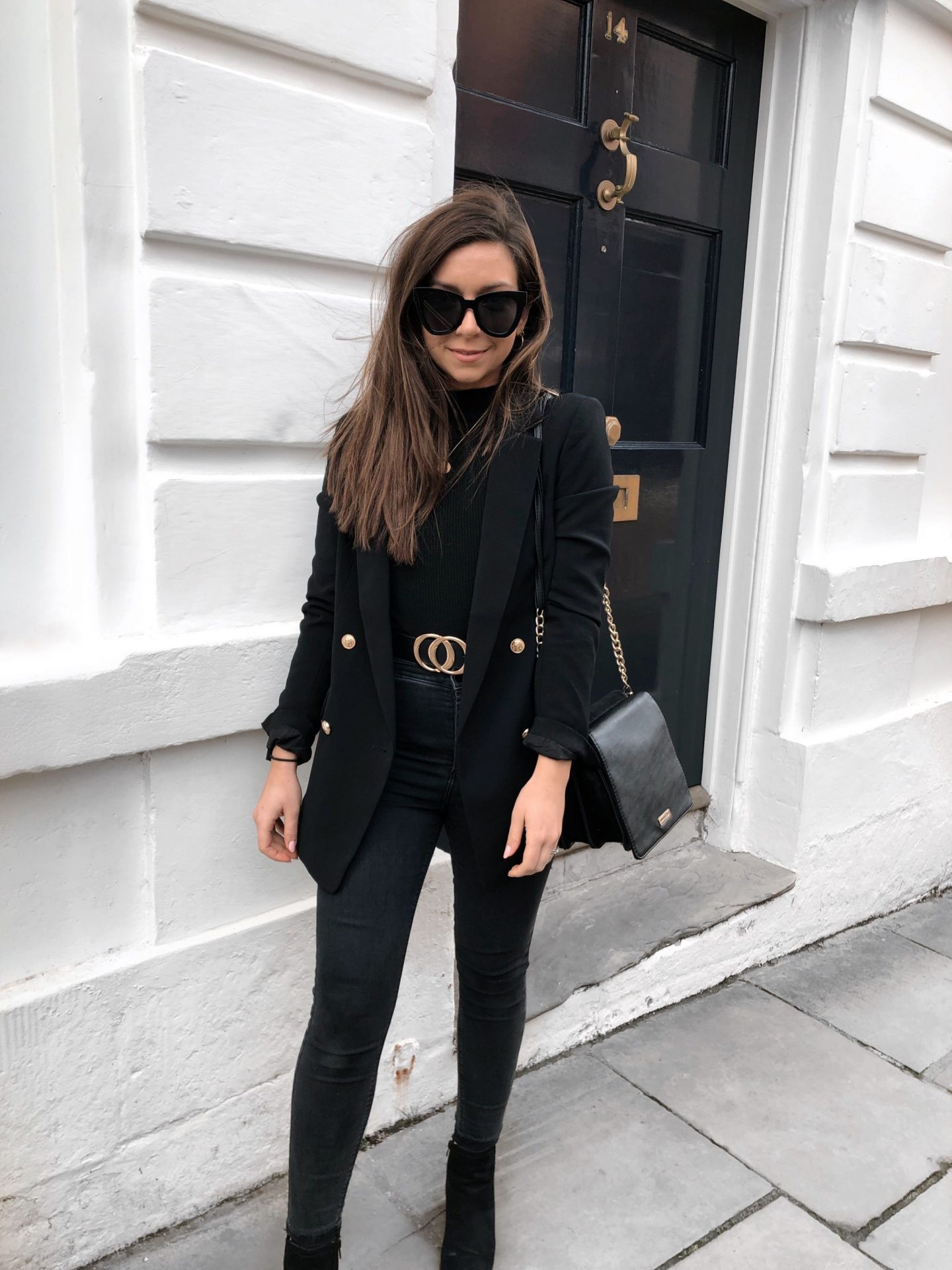 all black blazer outfit